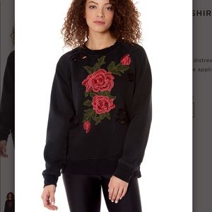 🎉2XHP🎉 Emma & Sam  NWT black appliqué sweatshirt